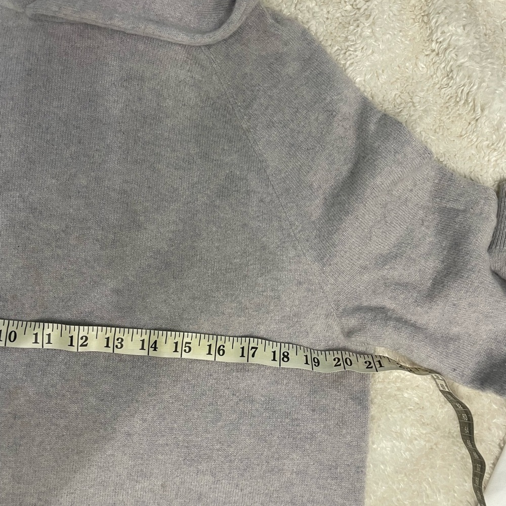 Eddie Bauer 100% cashmere Cozy Gray Hoodie and Jogger Set - Picture 14 of 16